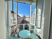 AtuaireHome Preciosa vivienda vistas a la catedral Parking and AC - B&B Burgos