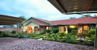 Avalon Guest Manor - B&B