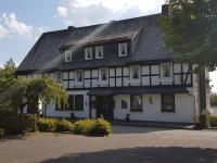 B&B Schmallenberg - Landschaftsgasthaus Schanze 1 - Bed and Breakfast Schmallenberg