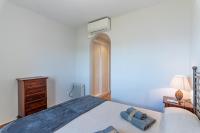 Apartment mit Balkon