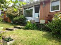 B&B Mumbles - Whiteshell Chalets - Bed and Breakfast Mumbles