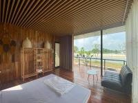 NHÀ VIỆT Homestay - Bed and Breakfast
