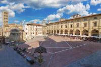 Piazza Grade Boutique Apartment - Bed and Breakfast
