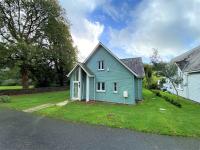 Luxurious 4 Bedroom New England Style Villa - Trewhiddle Villa 23 - Bed and Breakfast