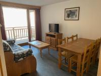 Appartement à Orcières Merlette - 6 pers, 45m² - Proche pistes et commerces, WIFI inclus - FR-1-636-150 - B&B