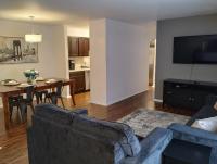 B&B Raleigh - Awesome Condo in Central Raleigh - Bed and Breakfast Raleigh