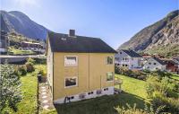 Nice Apartment In rdalstangen With Wifi And 2 Bedrooms