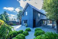 Little Black Chalet Methven - Ferienwohnung