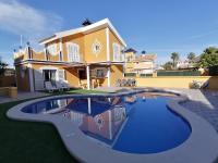 B&B Murcia - MCC02 - Lovely 3 Bed Detached Villa Private Pool, Mazarrón Country Club - Bed and Breakfast Murcia