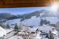 Appartamento con 2 Camere da Letto e Balcone