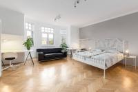 Family Villa next to Tivoli Park - B&B