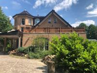 Seeblick eins im Waldschlößchen - B&B