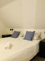 Chambre Double ou Lits Jumeaux avec Salle de Bains Privative