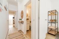 Renew Yourself at an Unvarnished City Hideaway - B&B Lisbona