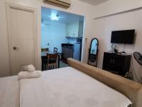 Staycation @150 Newport pasay city - B&B