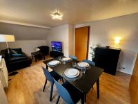 OhPardon! GAILDORF - Monteurwohnung im DG, Einzelbetten, Garten - B&B Gaildorf