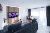 ALFA Stuttgart 3Zi-Maisonette 6 Personen Zuffenhausen nahe Porsche & Bosch l WIFI & SmartTV I 3BR 4 Beds I Kitchen I Bathroom & WC - Ferienwohnung Stuttgart