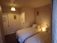 Twin Room with Private Bathroom