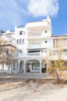 Seafront Apartment Voramar 31 by Sealand Villas - B&B