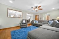 B&B Tobyhanna - Newly Renovated! GAME ROOM! Private Bathrooms - Bed and Breakfast Tobyhanna