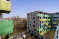 Apartament Kolorowe Balkony Czyżewskiego 3 - Chambres d’hôtes