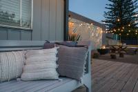 Bay Lyf - B&B Tootgarook