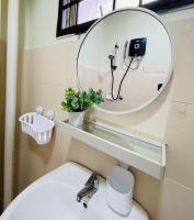 Suasana Stay & Homestay Sentul Utama Taman Dato Senu KL, 3ROOMS 3BATHROOMS, ,2Aircond 2 Carpark-Netflix-WIFI-Pool View - prefer malay - Chambres d'hôtes Kuala Lumpur