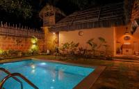 B&B Marayur - Earthen Pool Villa - Bed and Breakfast Marayur