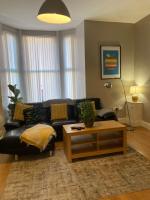 Cosy duplex apartment close to city centre - B&B Belfast