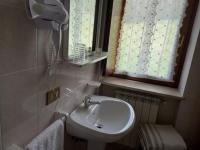 Twin Room with Bathroom