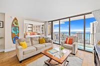 Waikiki Banyan 1BR with Great Ocean Views, Steps to Beach & Parking! - Chambres d’hôtes Honolulu
