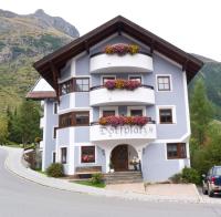 Haus Dorfplatz - Ferienwohnung Galtür