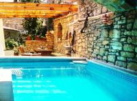 Villa mit 2 Schlafzimmern und privatem Pool