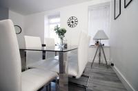 B&B Bridgend County Borough - Executive Style 2 Bed Flat in Bridgend F2 - Bed and Breakfast Bridgend County Borough