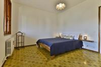 Apartment mit Balkon