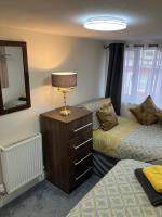 THE MOUNTAIN VIEW SUITE - 2 minute walk to the lovely beach front promernade of llandudno - Chambres d'hôtes Llandudno