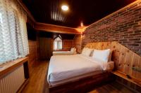 Familienzimmer mit Bergblick