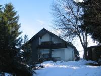 Apartment with Mountain View