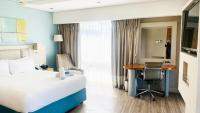 Pokój typu Premium z łóżkiem typu queen-size i balkonem