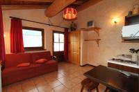 Studio (2 Adults)