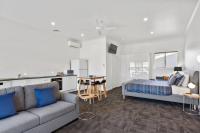 B&B Port Lincoln - Port Lincoln Shark Apartment 4 - Bed and Breakfast Port Lincoln