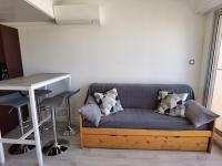 Appartement Climatisé 2 Pièces avec Terrasse et Parking - Classé 2 Étoiles - FR-1-326-690 - Chambres d'hôtes Marseillan