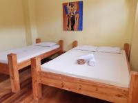 Camera Budget Doppia con Letti Singoli