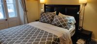Queen Room with Shared Bathroom