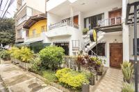 Casa Clandestina Guest House - B&B Medellín