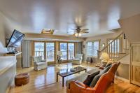 Charming Lake Ripley Cottage with Water View! - Chambres d’hôtes