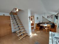 Appartamento con 2 Camere da Letto e Balcone