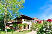 Nikiti Family House - B&B