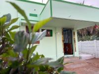 B&B Coimbatore - Castle50 - Green Villa homestay - Bed and Breakfast Coimbatore