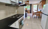 B&B Toowoomba - 2 Bedroom 3 Bed Villa Inner City - Bed and Breakfast Toowoomba